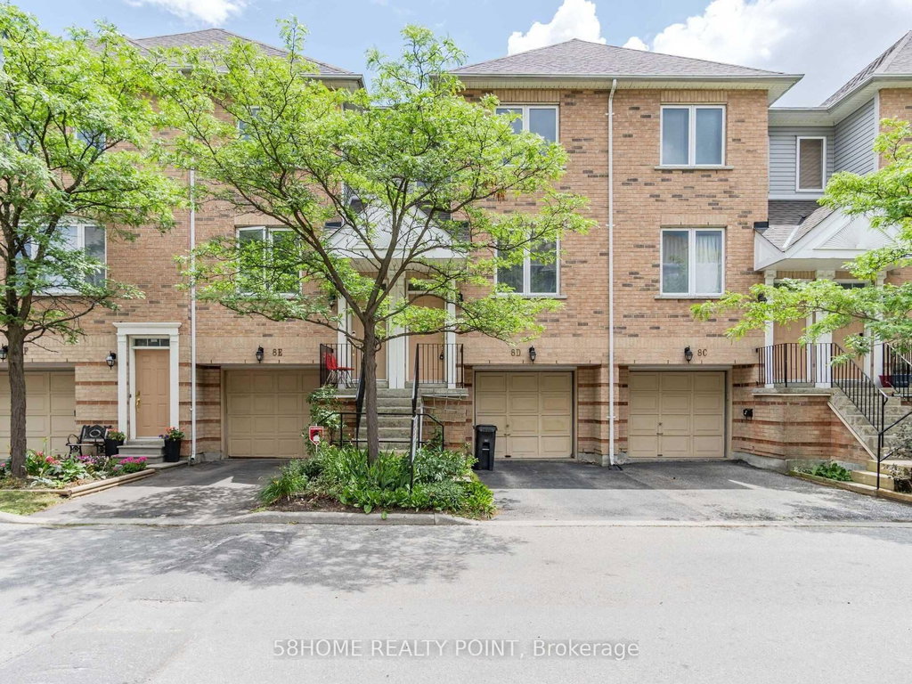 Upper - 8D Leaside Park Drive
