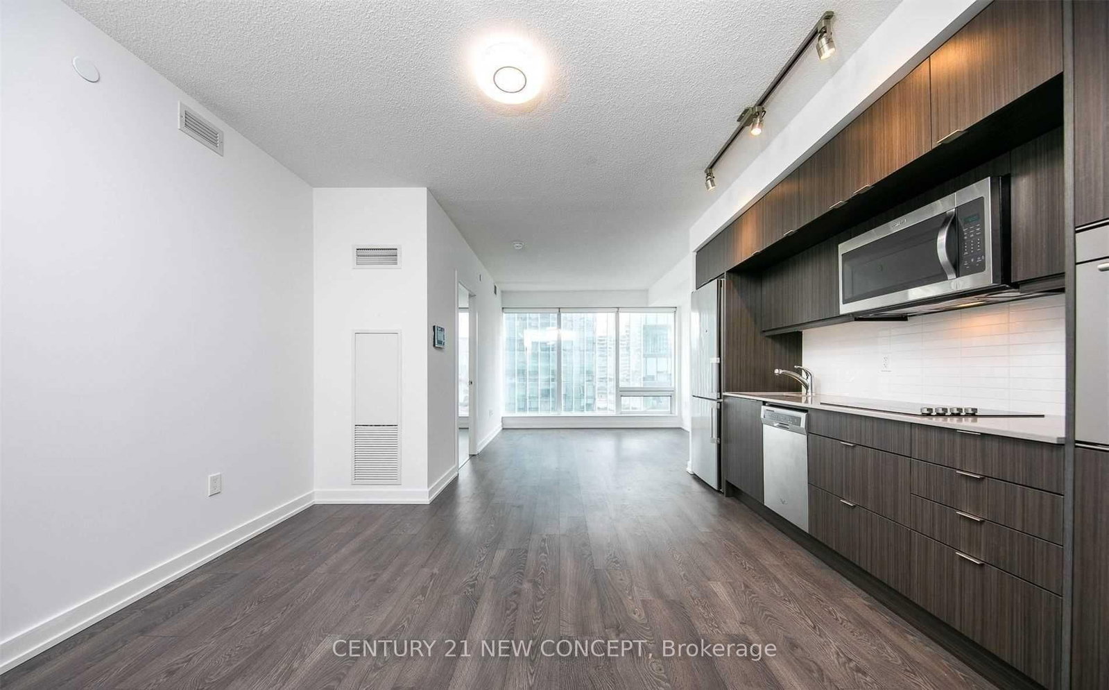 10 York Street • #1404 • Toronto, ON photo 13