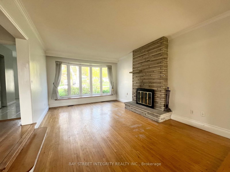 27 Tollerton Avenue