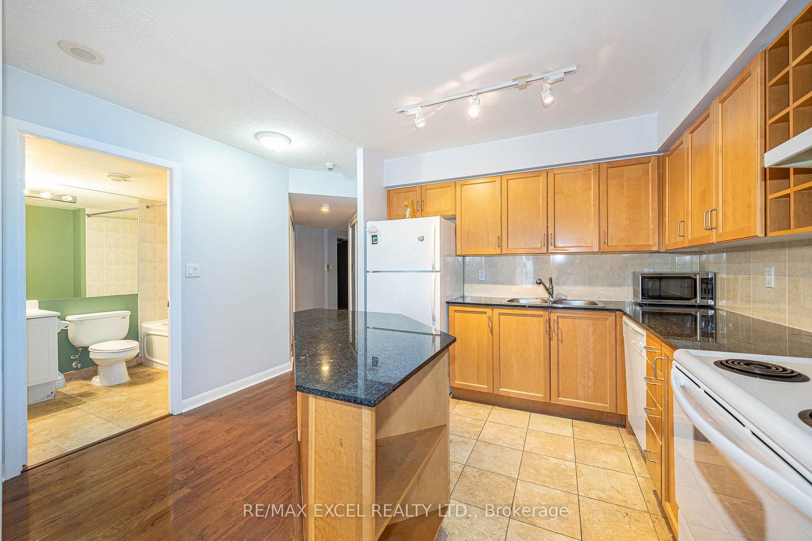 210 Victoria Street • #2108 • Toronto, ON photo 10