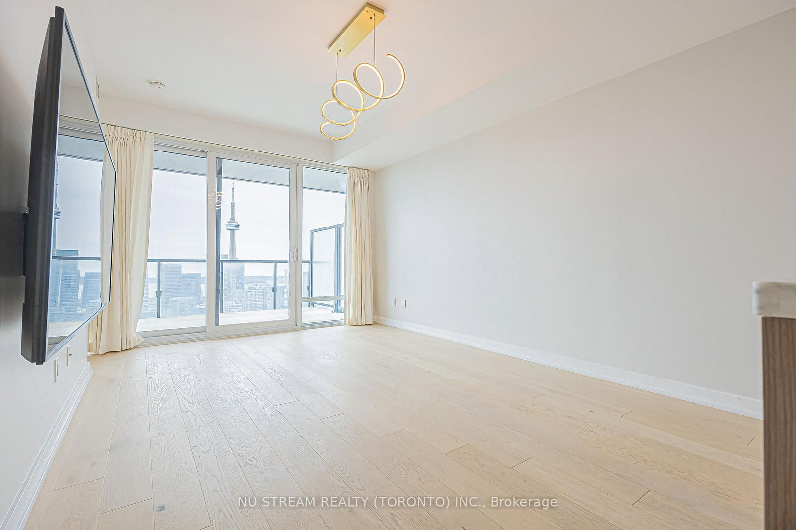 488 University Avenue • #4608 • Toronto, ON photo 22