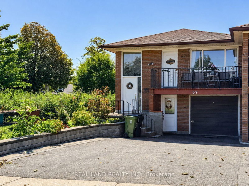 37 Pawnee Avenue