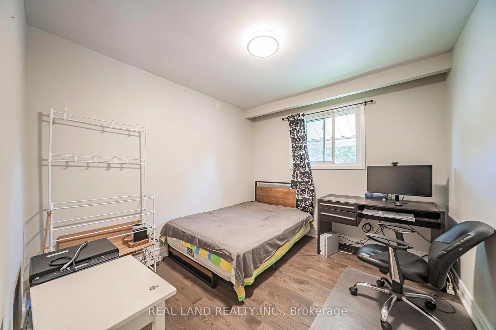 37 Pawnee Avenue • Toronto, ON photo 20