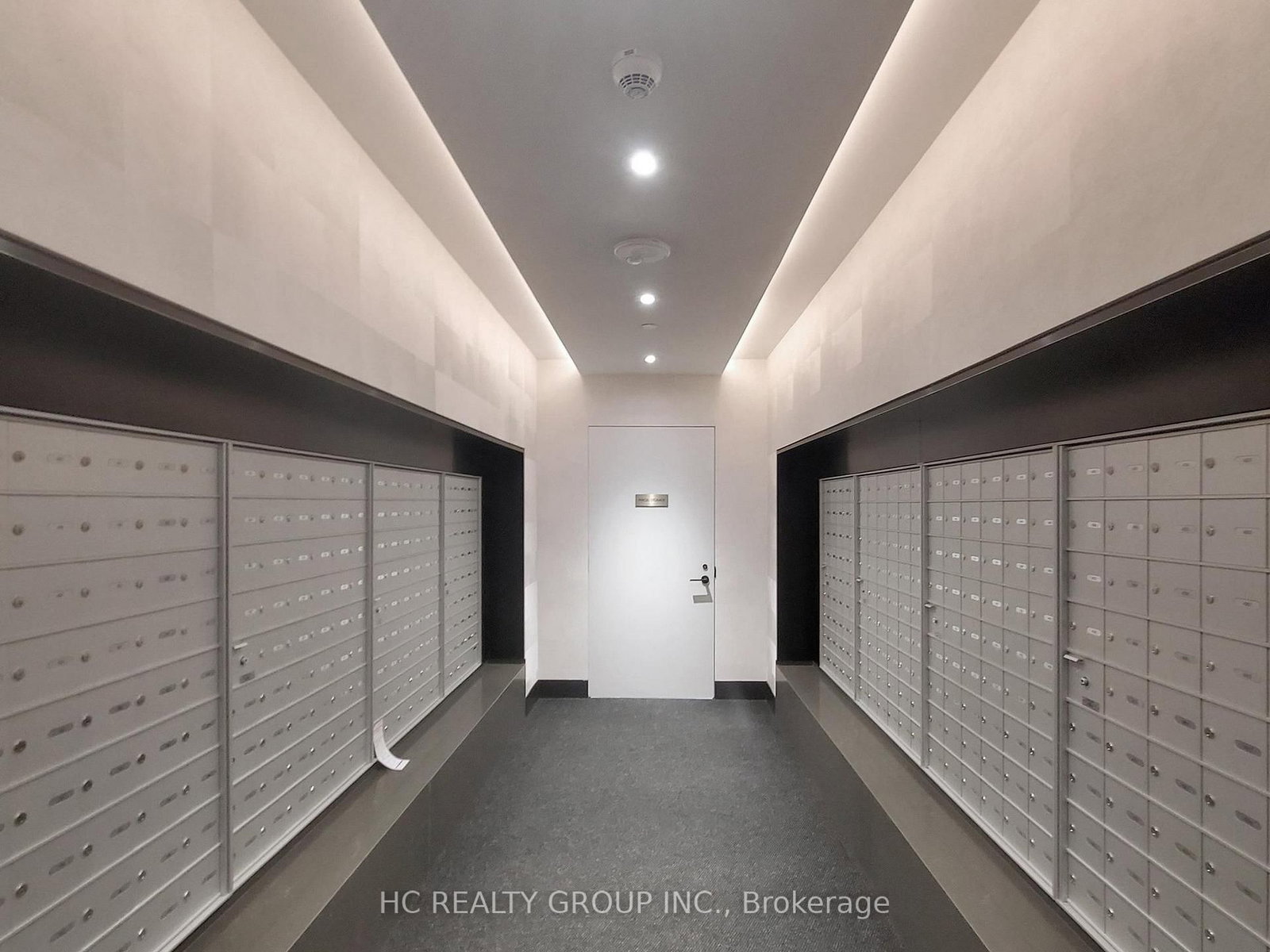 8 Cumberland Street • #1302 • Toronto, ON photo 19