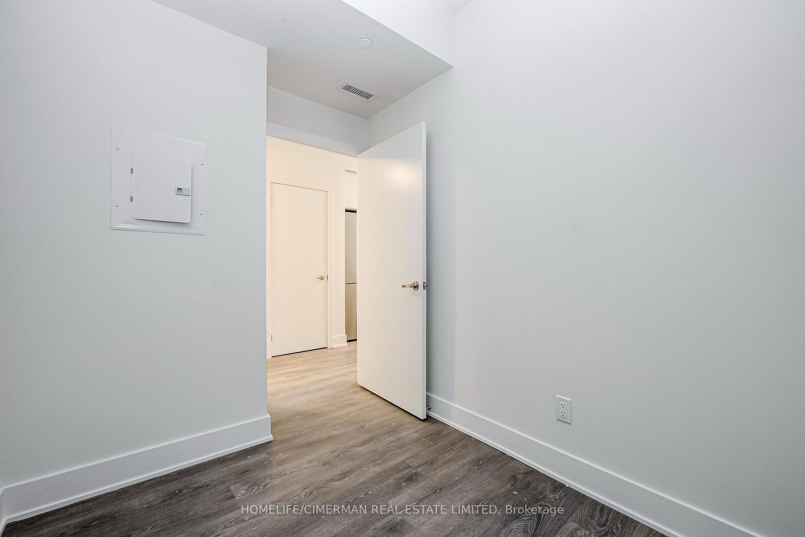 188 Fairview Mall Drive • #1816 • Toronto, ON photo 12