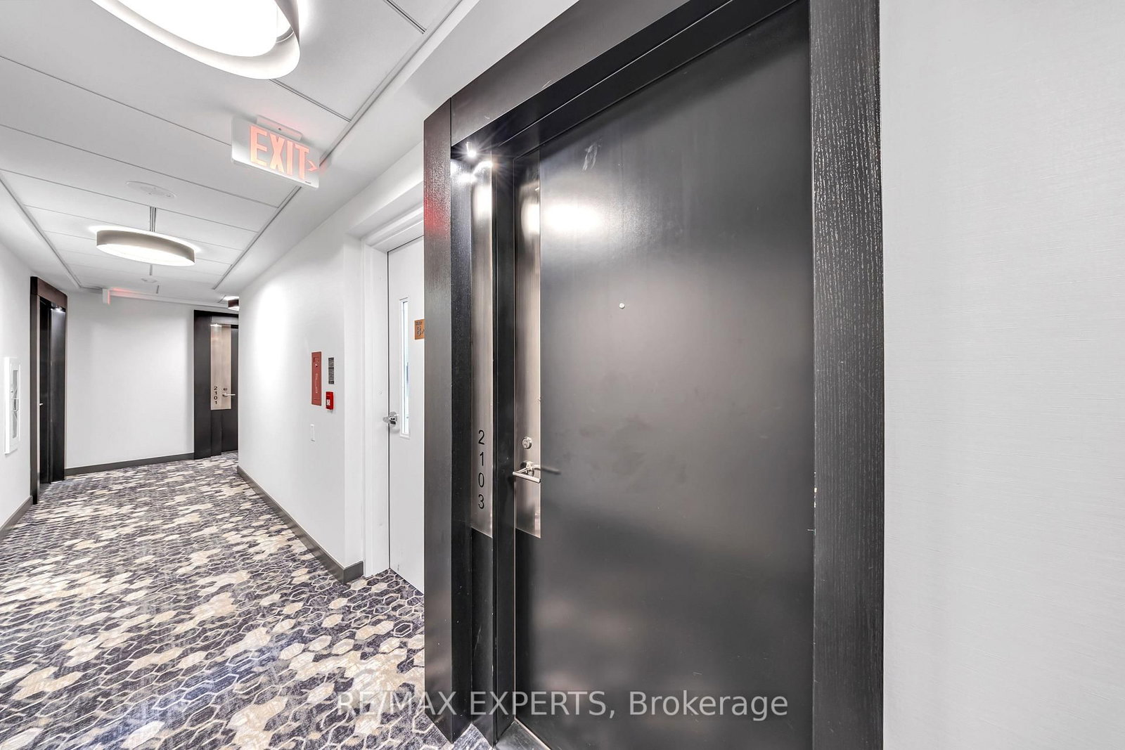 101 Erskine Avenue • #2103 • Toronto, ON photo 15