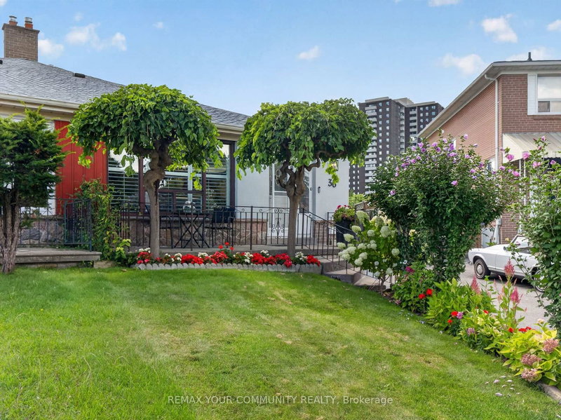 36 Crossbow Crescent