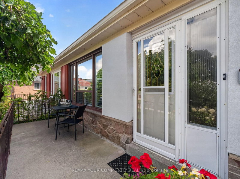 36 Crossbow Crescent
