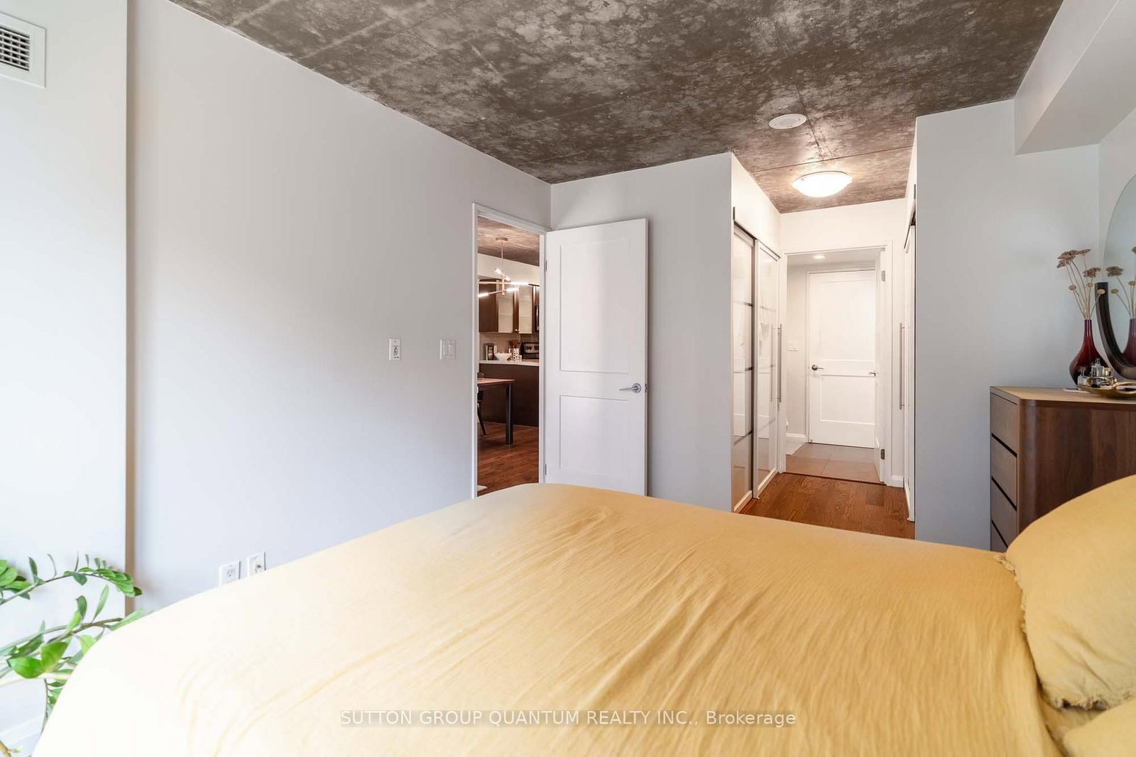 1005 King Street W • #502 • Toronto, ON photo 16