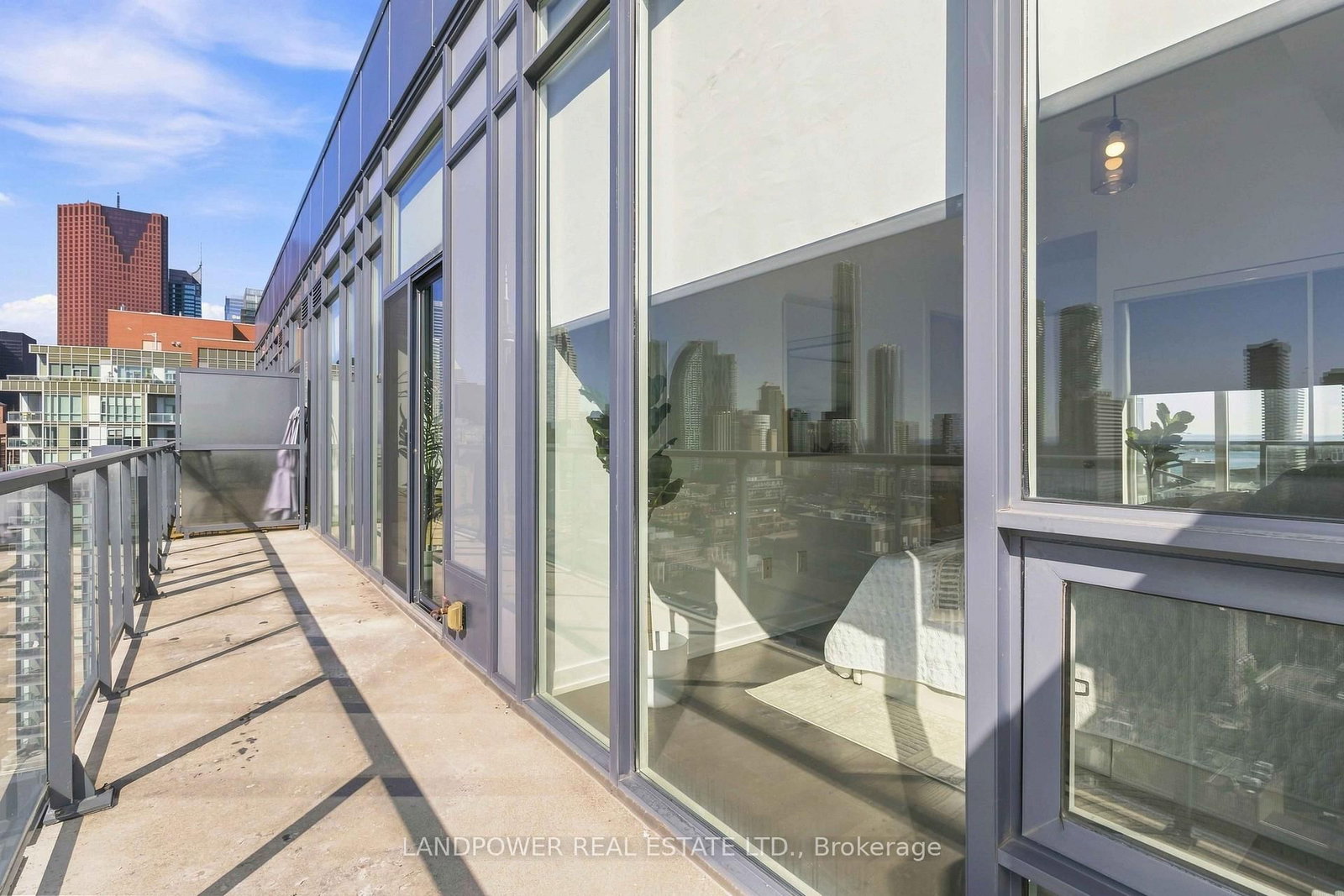 105 George Street • #PH6 • Toronto, ON photo 36