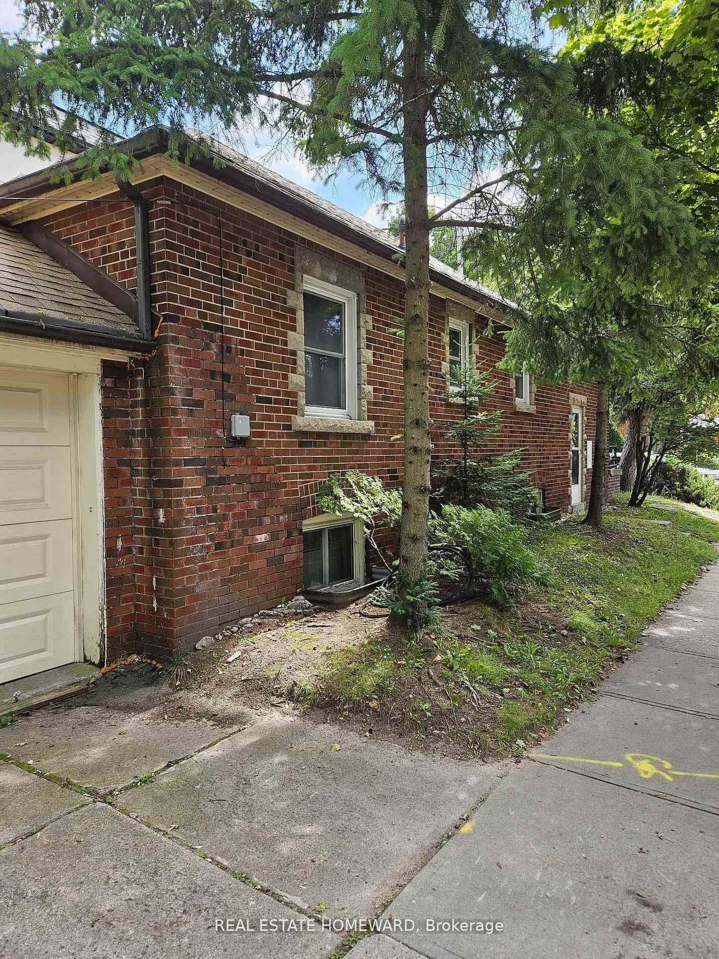 28 Glen Echo Road • Toronto, ON photo 10