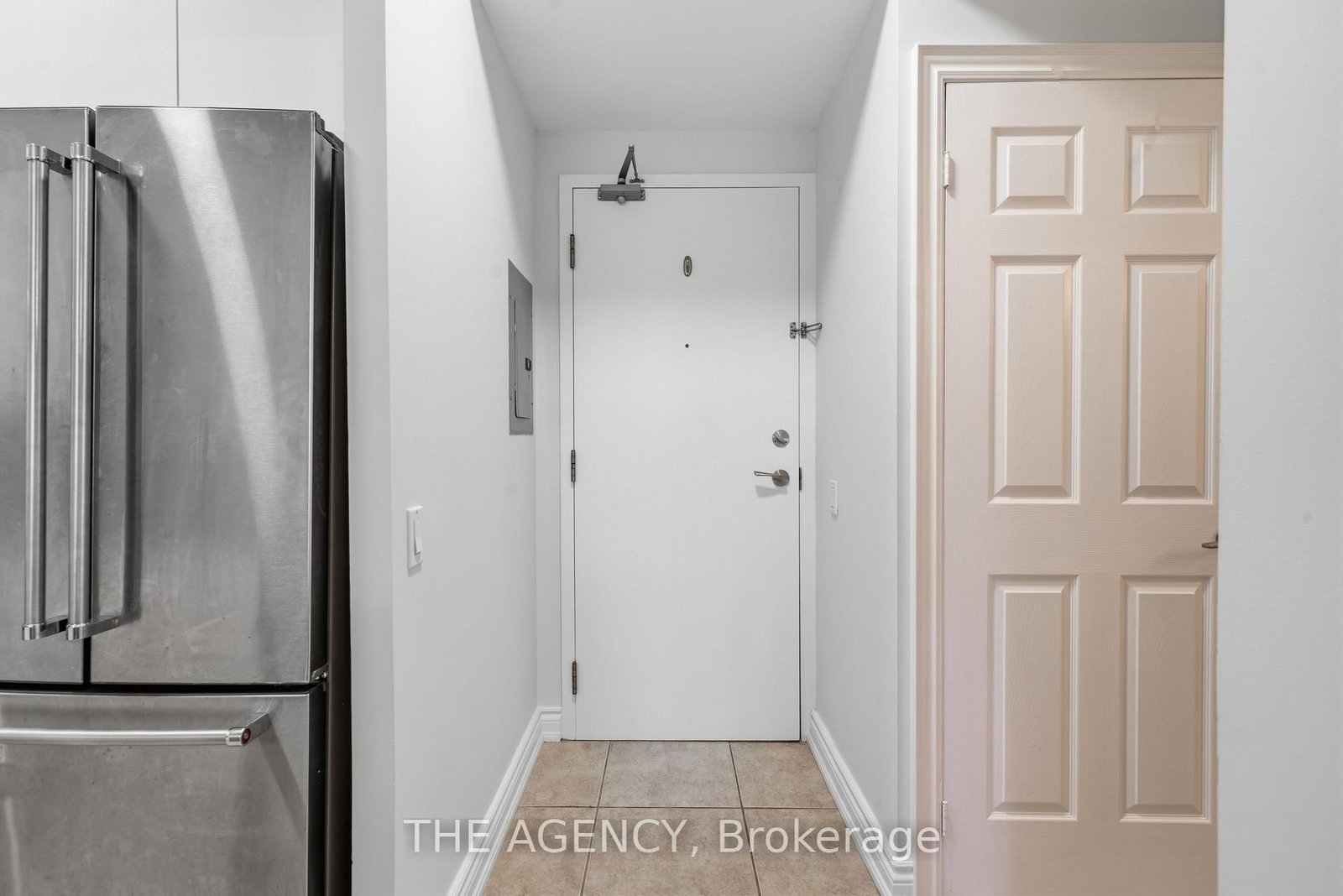 451 Rosewell Avenue • #105 • Toronto, ON photo 12