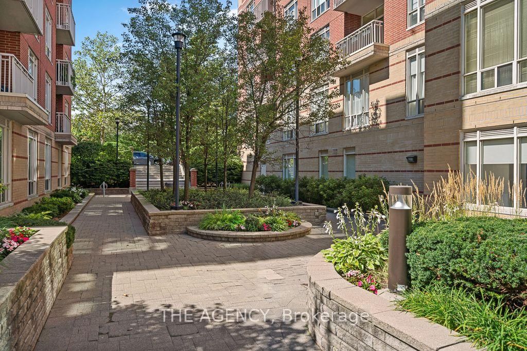 451 Rosewell Avenue • #105 • Toronto, ON photo 24