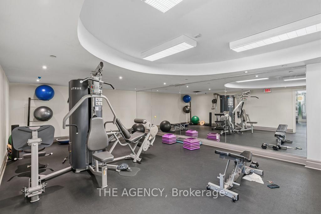 451 Rosewell Avenue • #105 • Toronto, ON photo 31