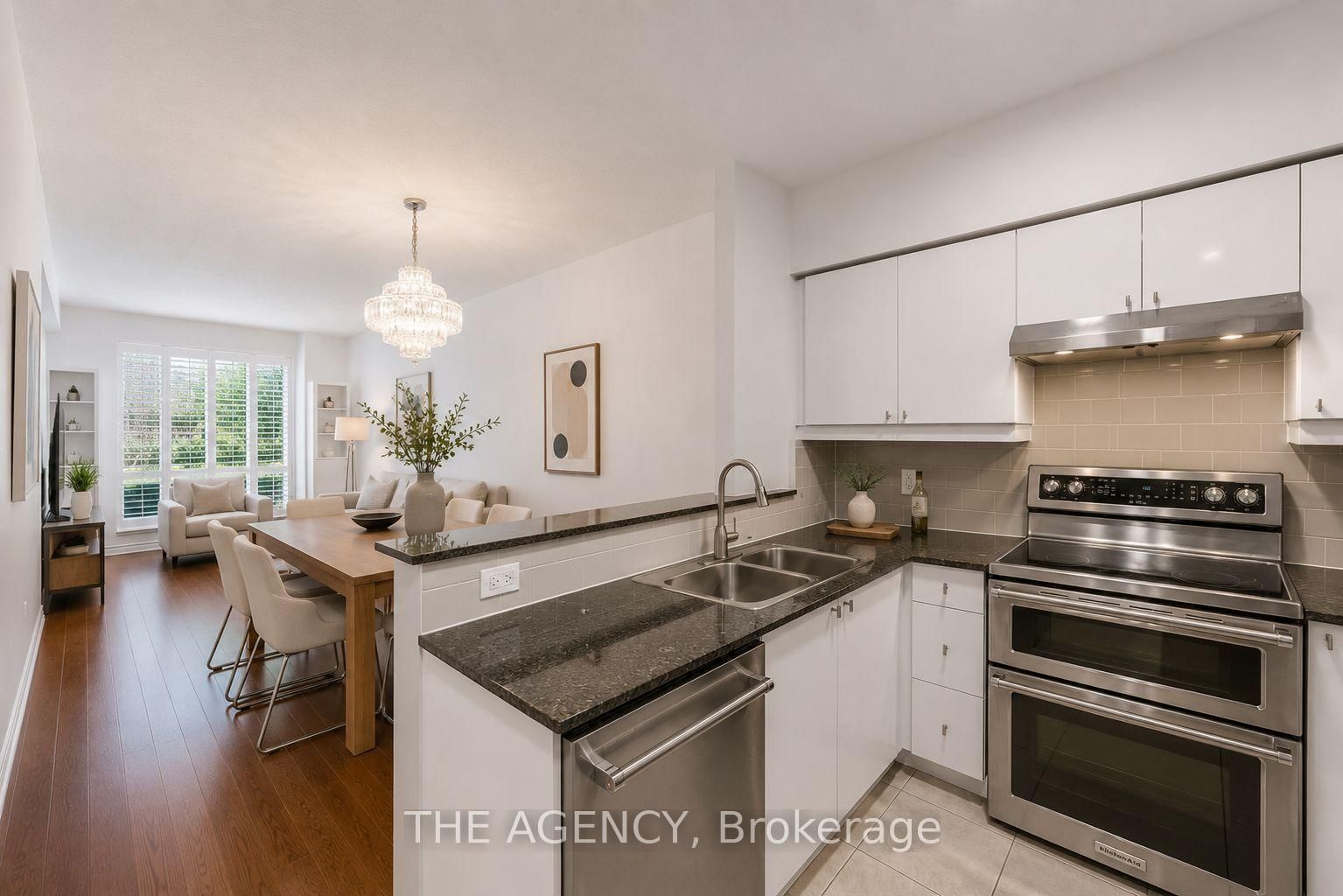 451 Rosewell Avenue • #105 • Toronto, ON photo 8