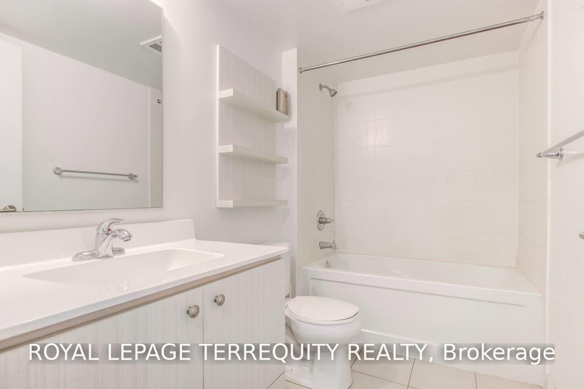 3105-2015 Sheppard Ave, Toronto, view 16