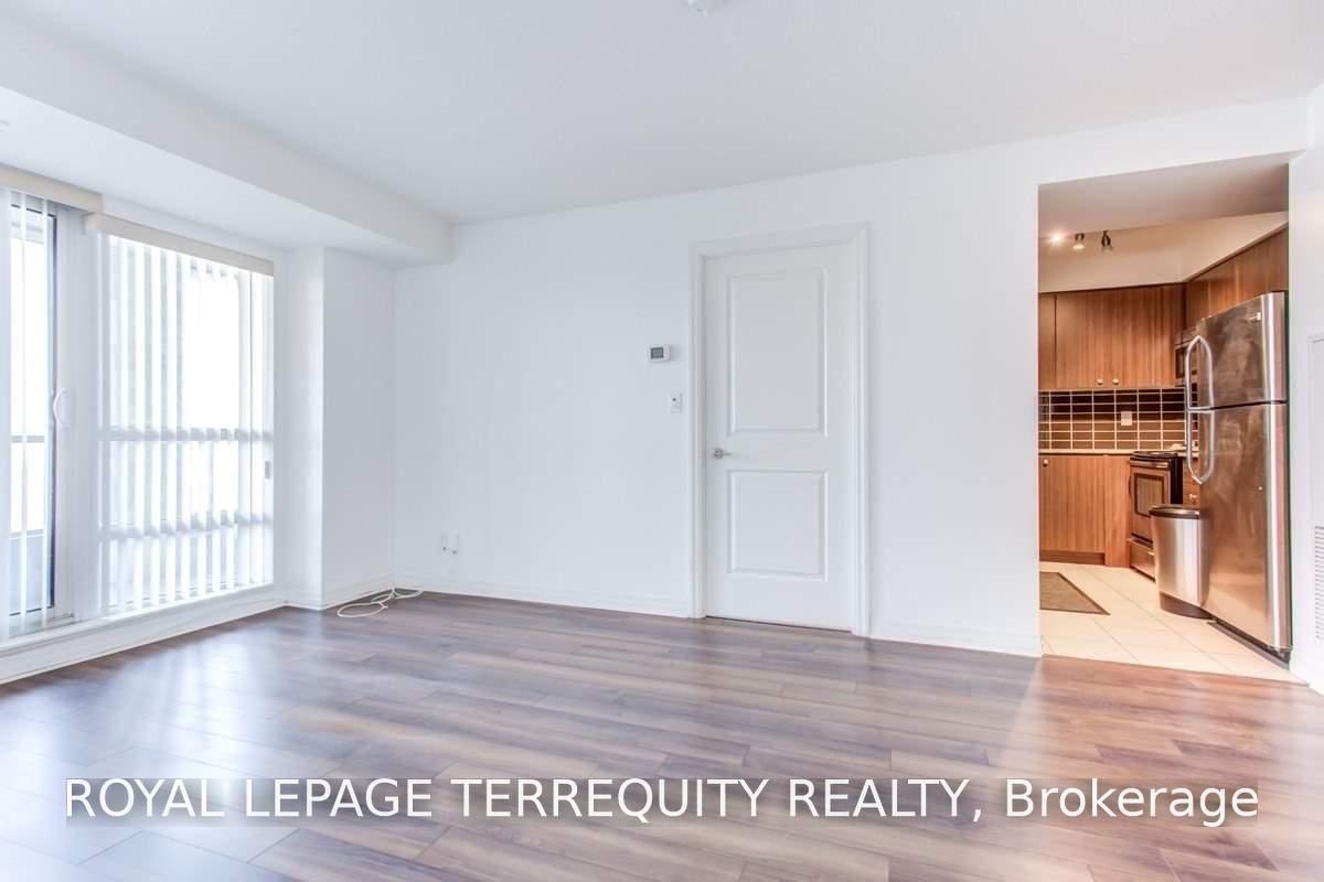 3105-2015 Sheppard Ave, Toronto, view 8