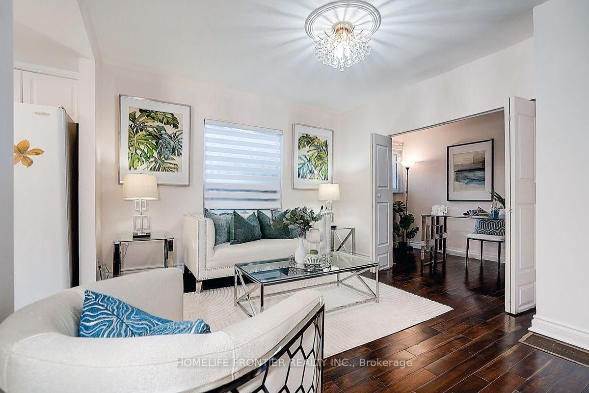 99 Harlandale Avenue • Toronto, ON photo 16
