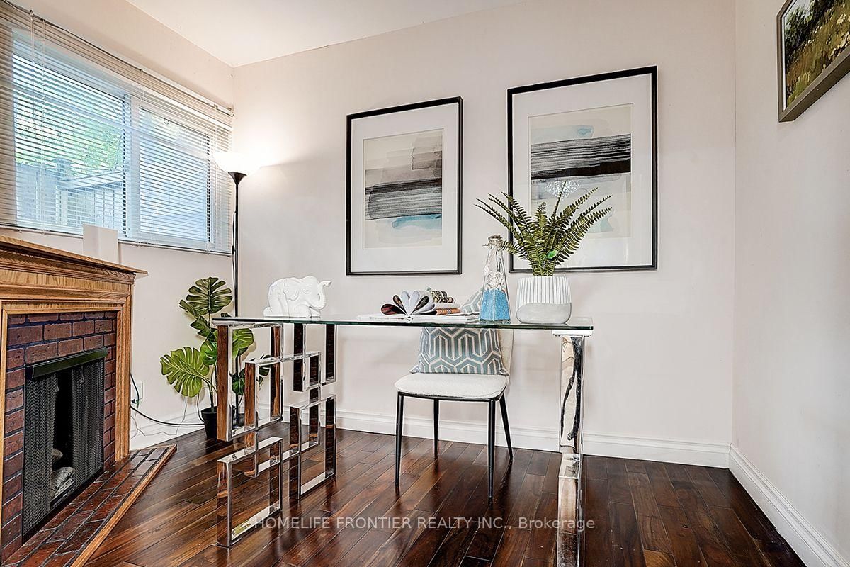 99 Harlandale Avenue • Toronto, ON photo 17