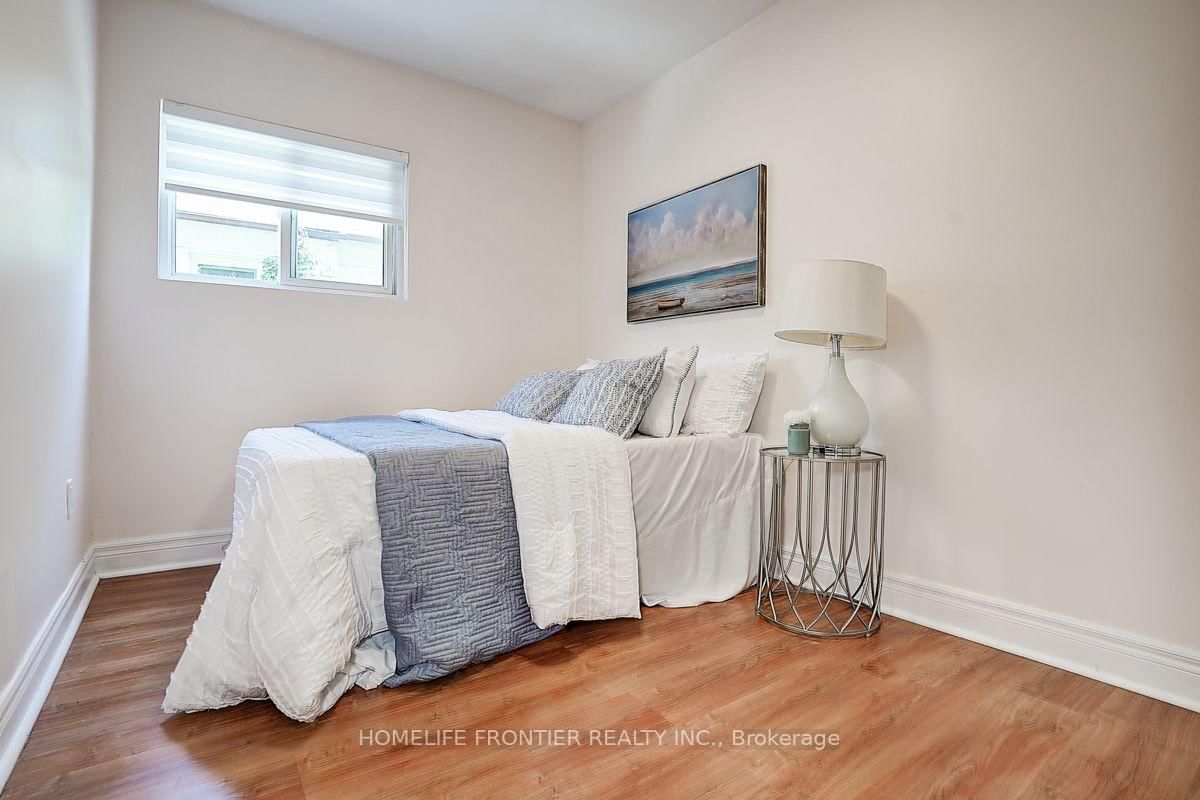99 Harlandale Avenue • Toronto, ON photo 22
