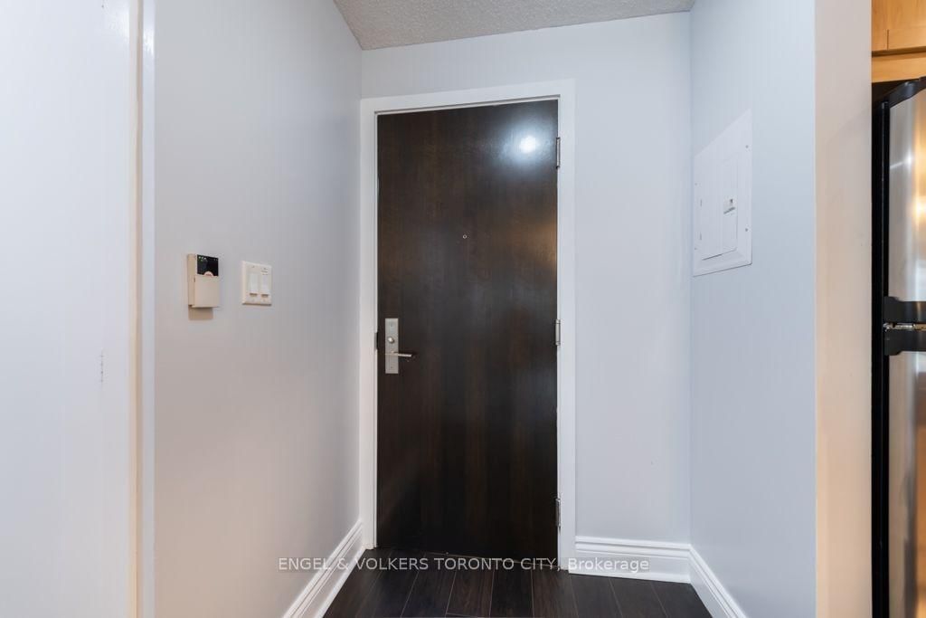 307-20 Blue Jays Way, Toronto, view 29