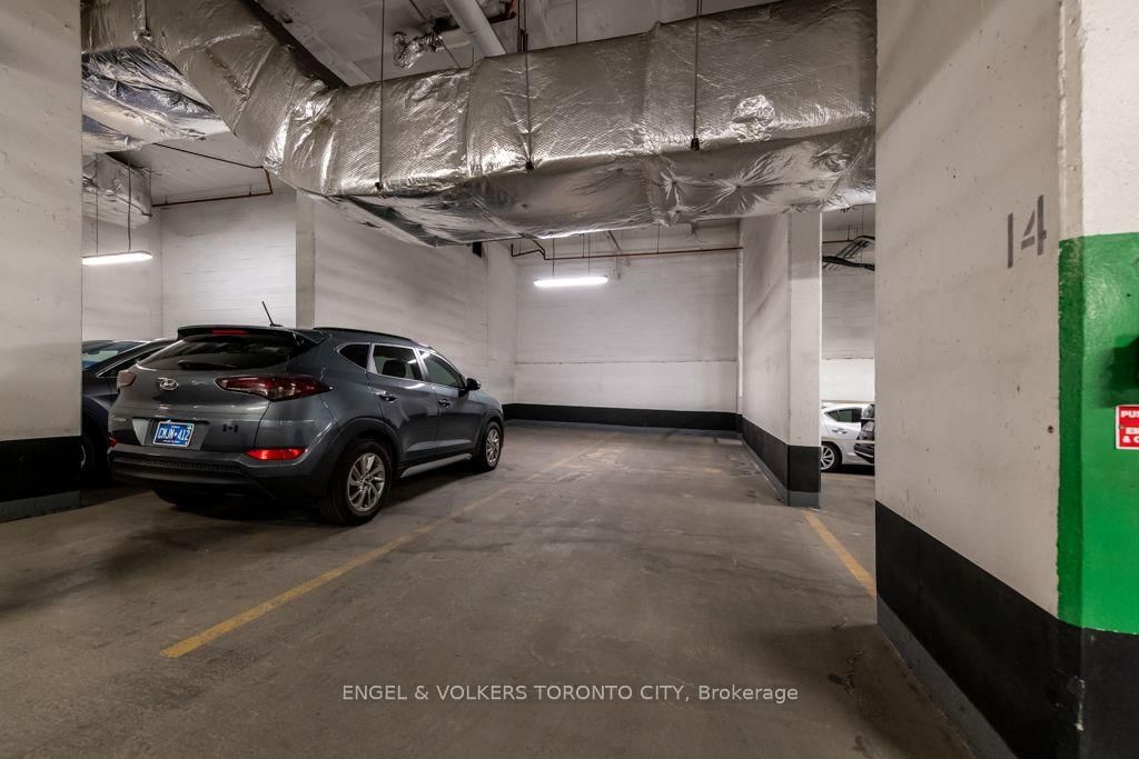 307-20 Blue Jays Way, Toronto, view 31