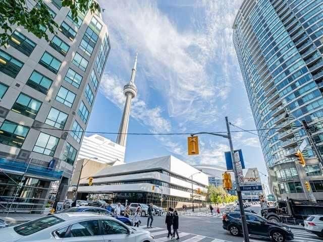 307-20 Blue Jays Way, Toronto, view 40