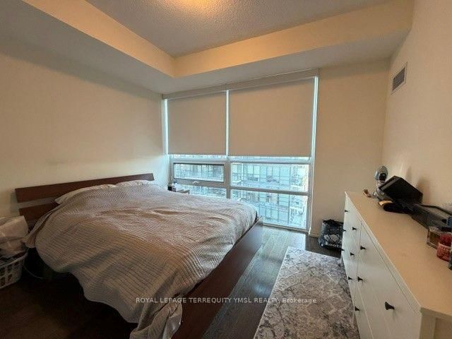 1511-460 Adelaide St, Toronto, view 14