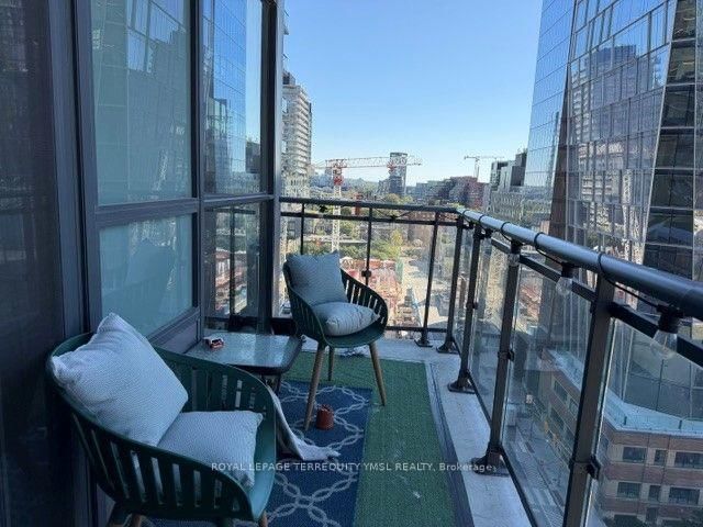 1511-460 Adelaide St, Toronto, view 17