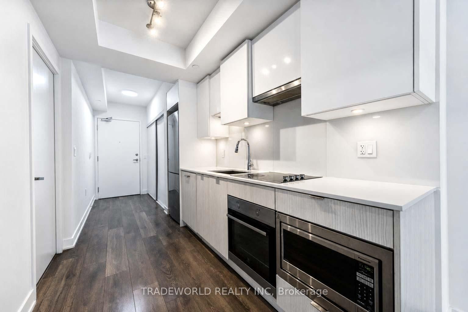 99 Broadway Avenue • #2308 • Toronto, ON photo 6
