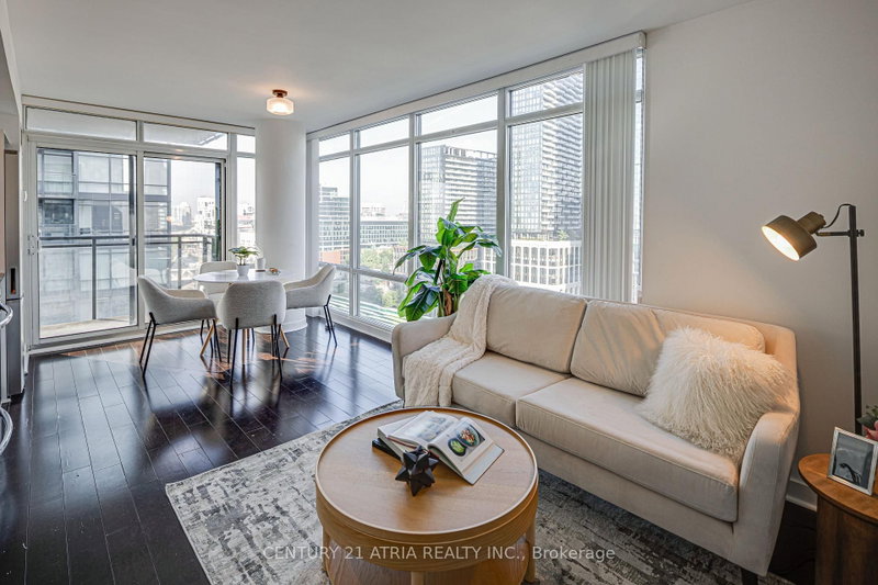 1802 - 4K Spadina Avenue