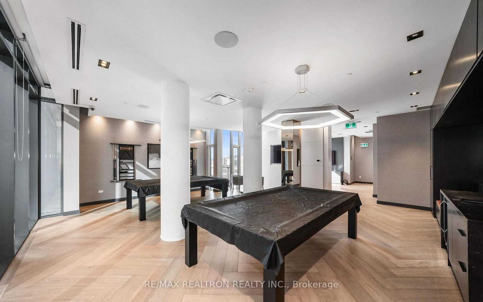 330 Richmond Street W • #2203 • Toronto, ON photo 32