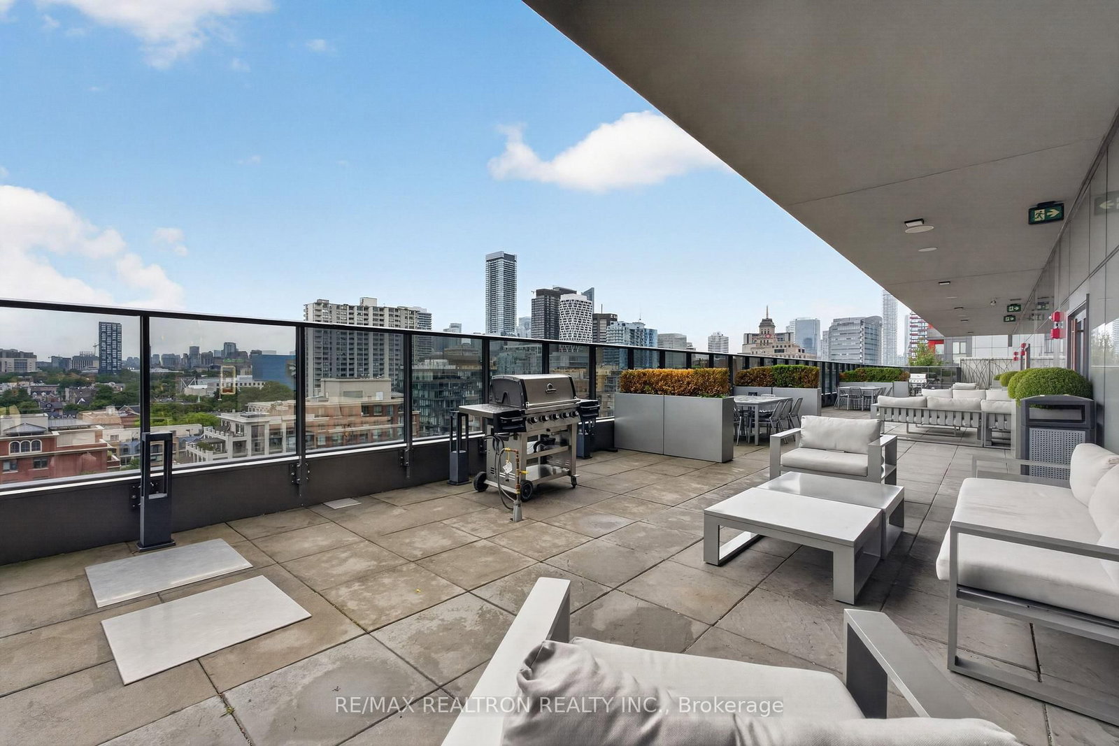 330 Richmond Street W • #2203 • Toronto, ON photo 37