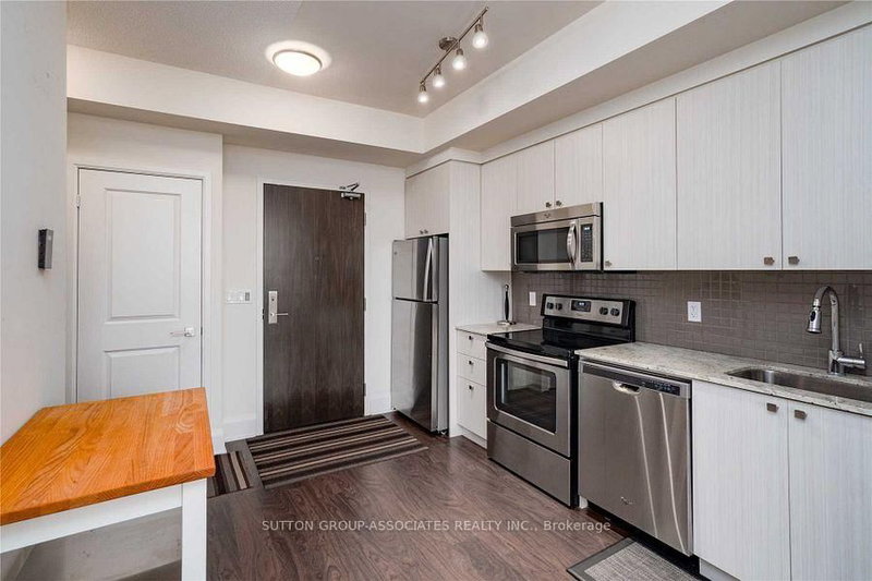 1710 - 88 Sheppard Avenue E