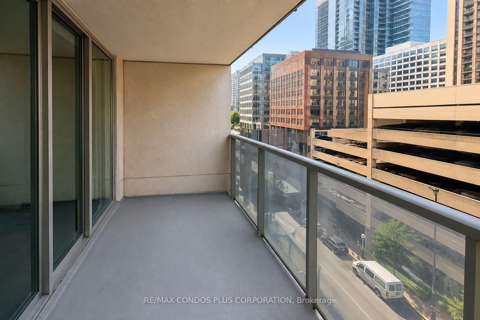 750 Bay Street • #808 • Toronto, ON photo 9