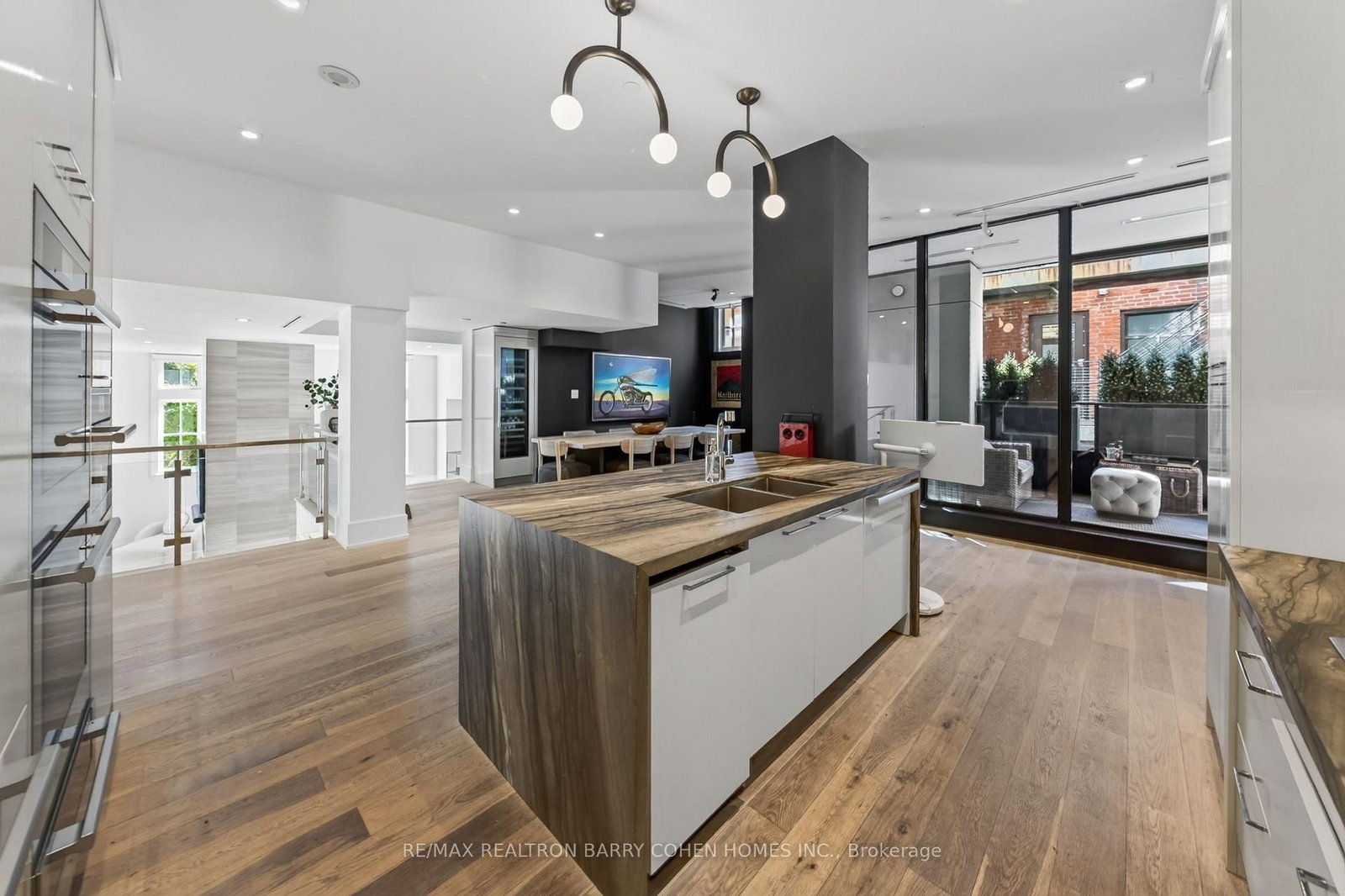 36 Hazelton Avenue • #2A • Toronto, ON photo 21