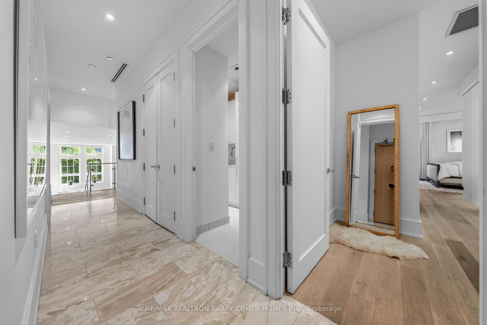 36 Hazelton Avenue • #2A • Toronto, ON photo 25