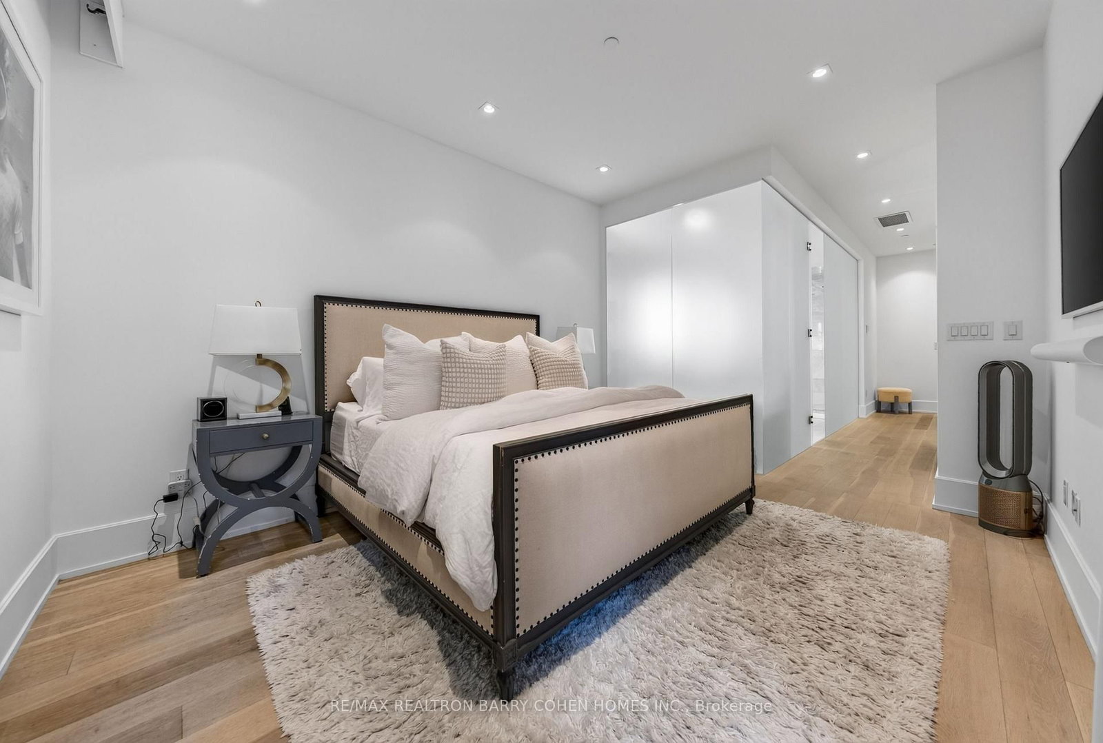 36 Hazelton Avenue • #2A • Toronto, ON photo 28
