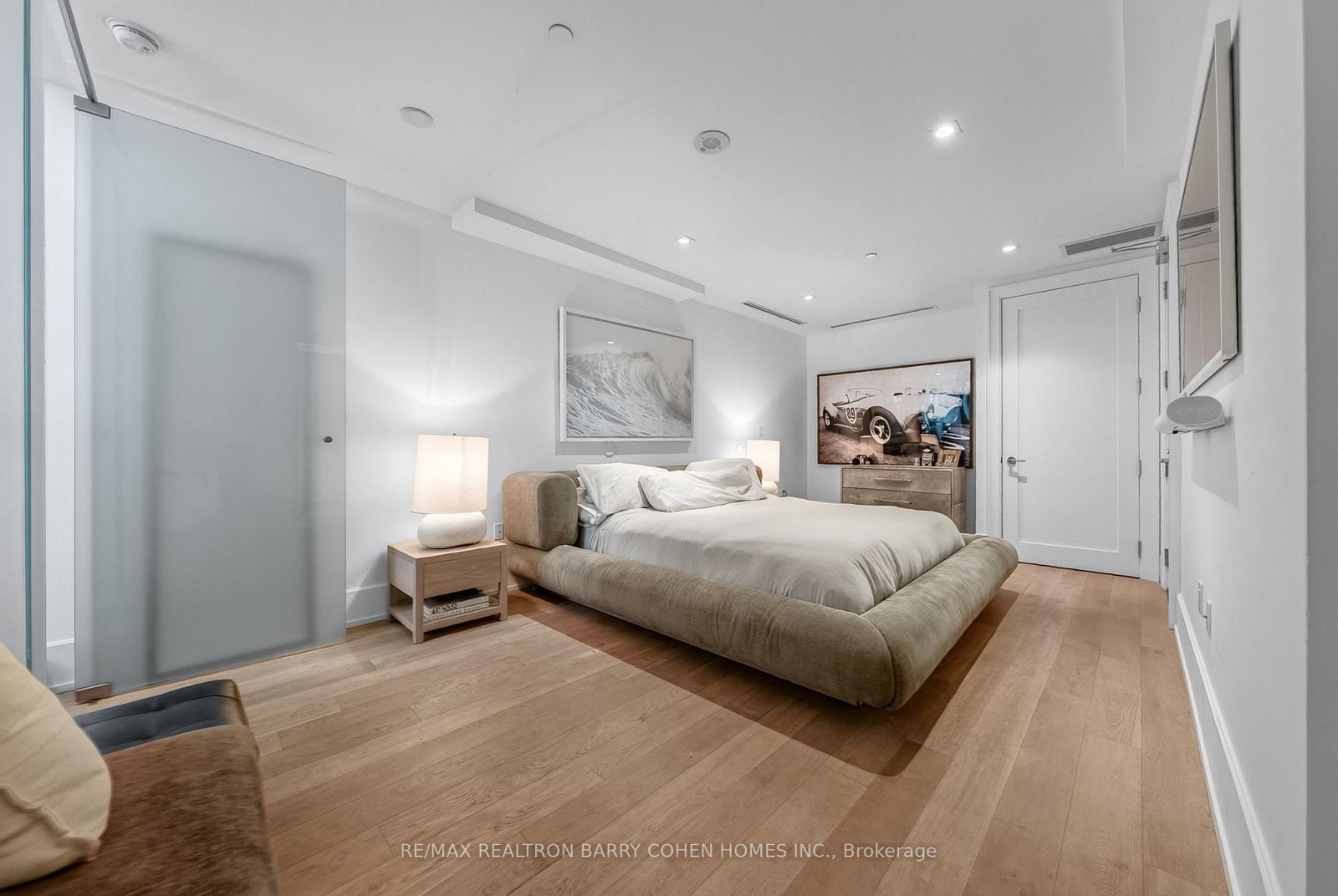 36 Hazelton Avenue • #2A • Toronto, ON photo 32