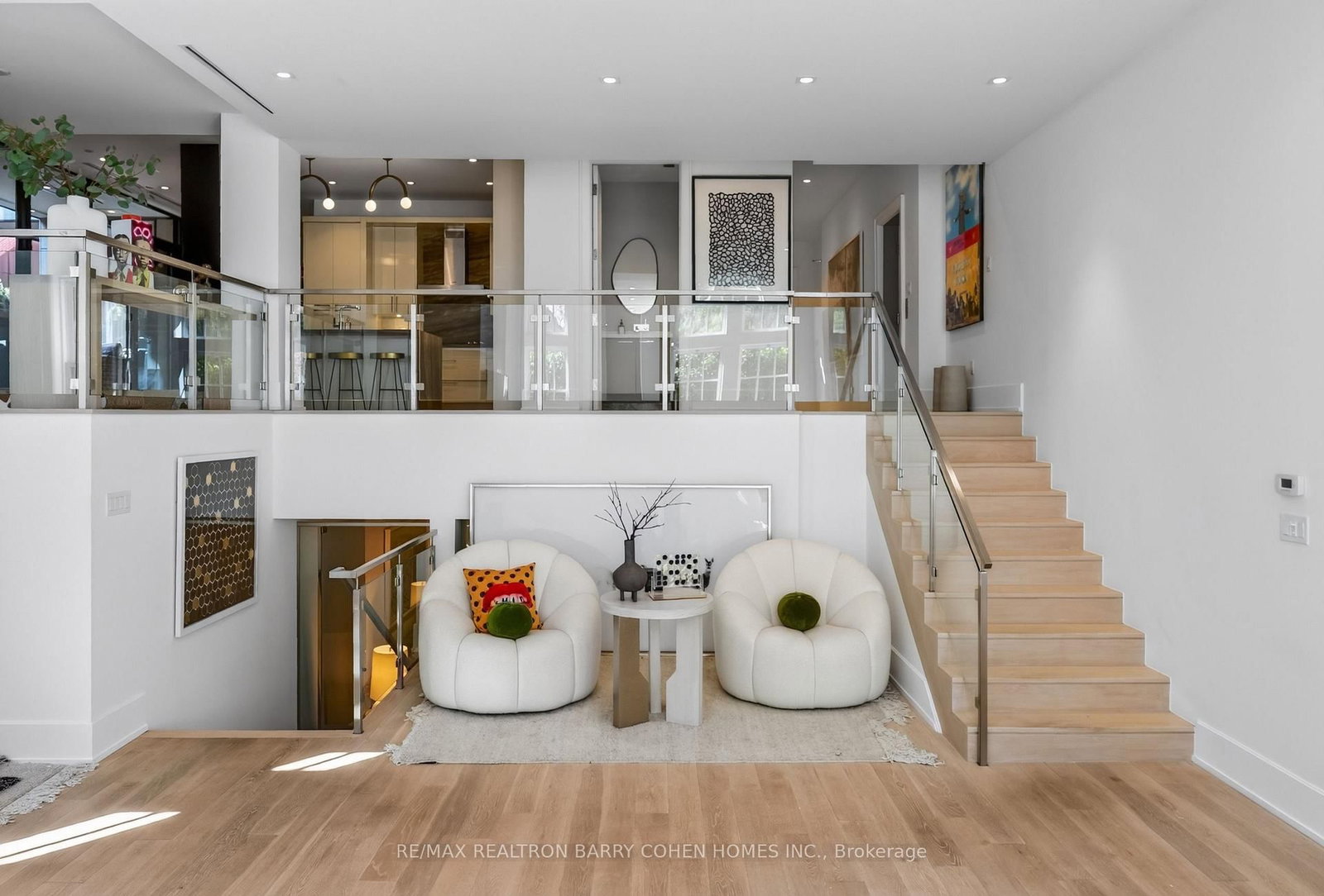 36 Hazelton Avenue • #2A • Toronto, ON photo 6