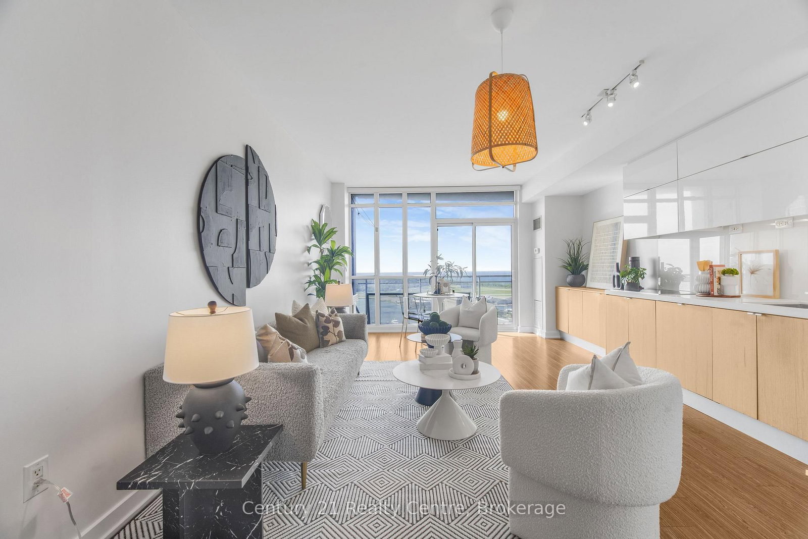 21 Iceboat Terrace • #3307 • Toronto, ON photo 12