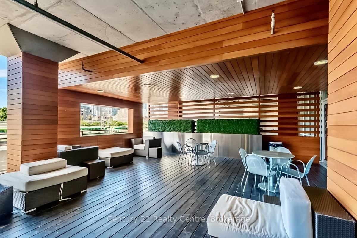 21 Iceboat Terrace • #3307 • Toronto, ON photo 32