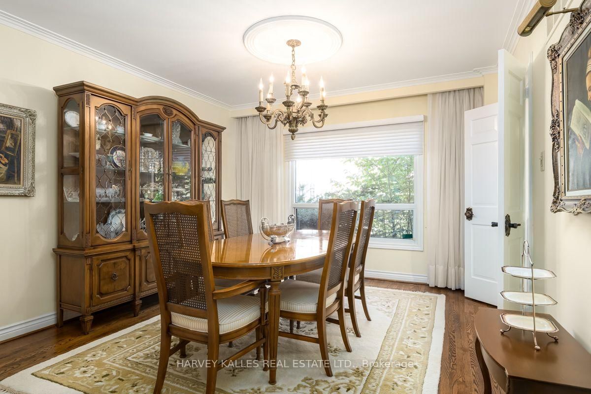 30 Coreydale Court • Toronto, ON photo 10