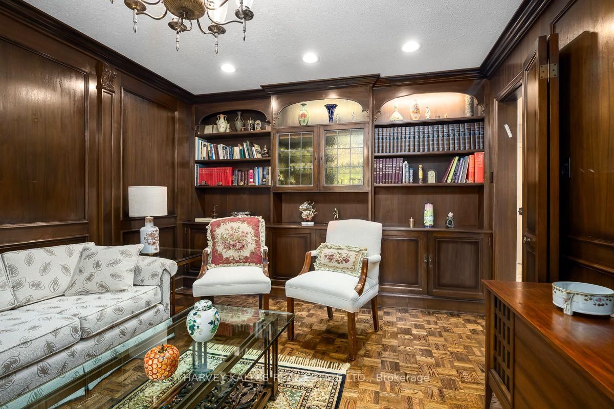 30 Coreydale Court • Toronto, ON photo 15