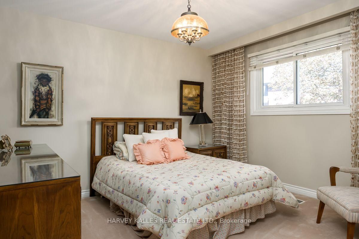 30 Coreydale Court • Toronto, ON photo 22