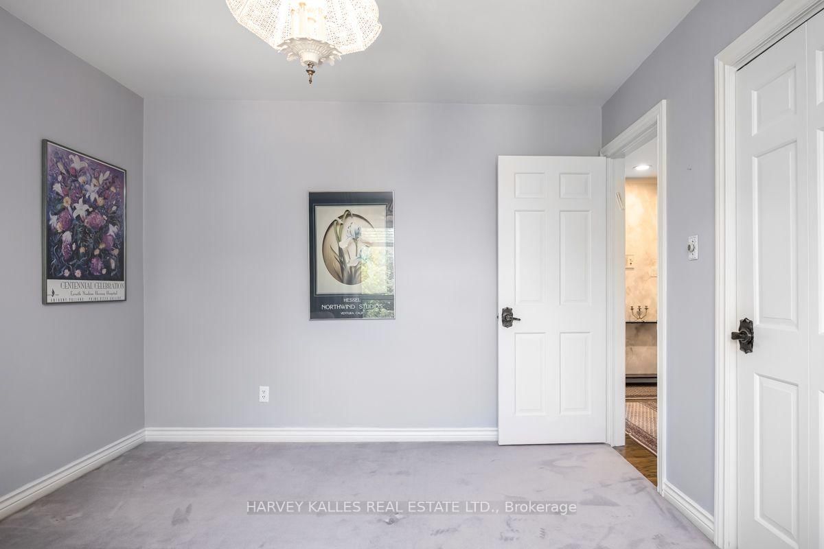 30 Coreydale Court • Toronto, ON photo 25