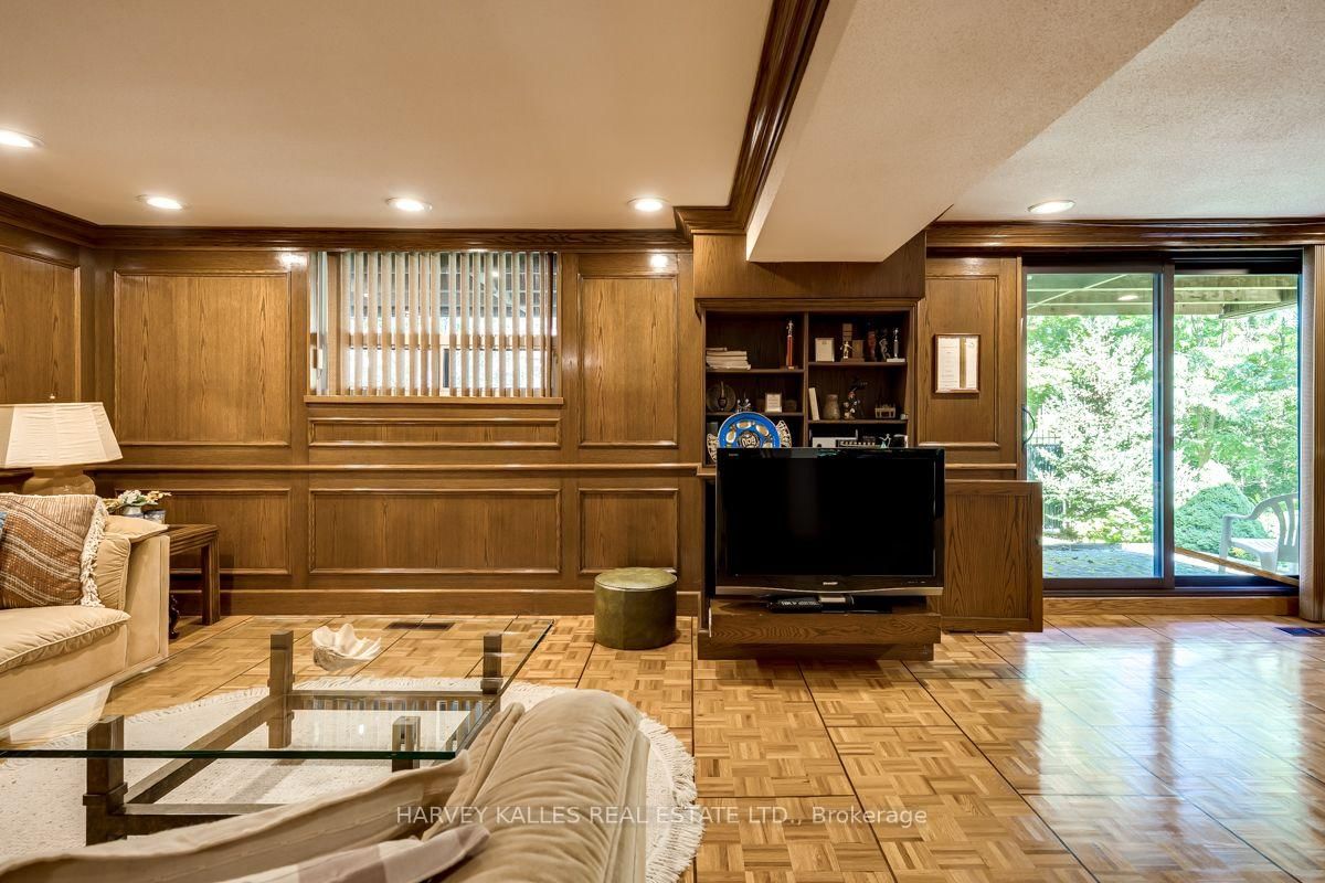 30 Coreydale Court • Toronto, ON photo 30