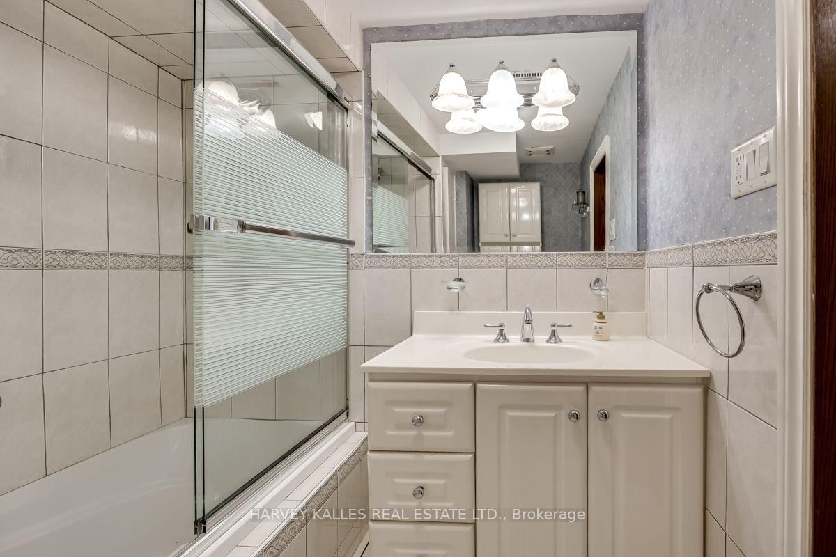 30 Coreydale Court • Toronto, ON photo 36