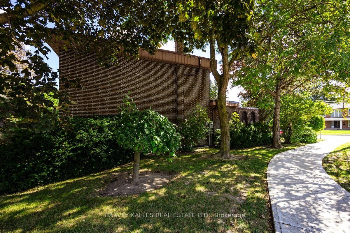 30 Coreydale Court • Toronto, ON photo 41