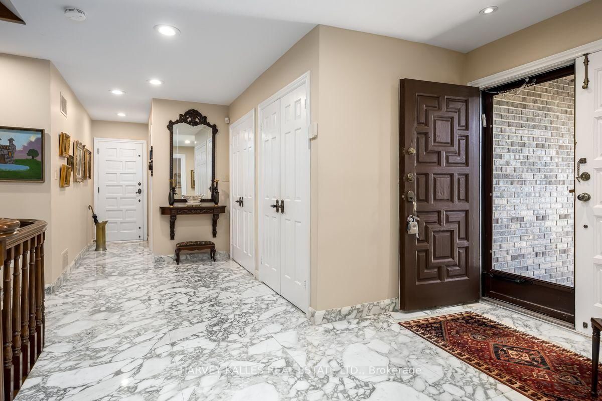 30 Coreydale Court • Toronto, ON photo 6